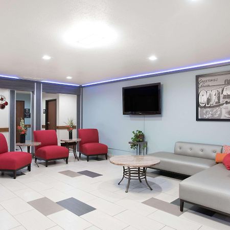 Super 8 By Wyndham Claremore Ok Екстериор снимка